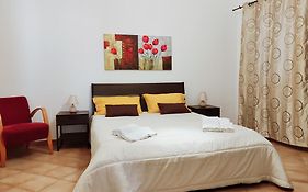 Chiara'S Holiday House Appartamento Centro Storico